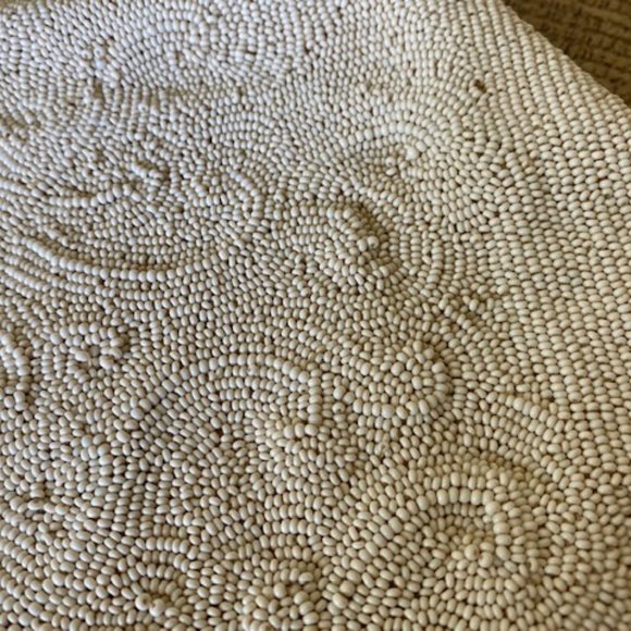 VINTAGE ('40s) Saks Fifth Avenue * WHITE Hand-Beaded Purse ☆ Made in Belgium - Picture 3 of 10